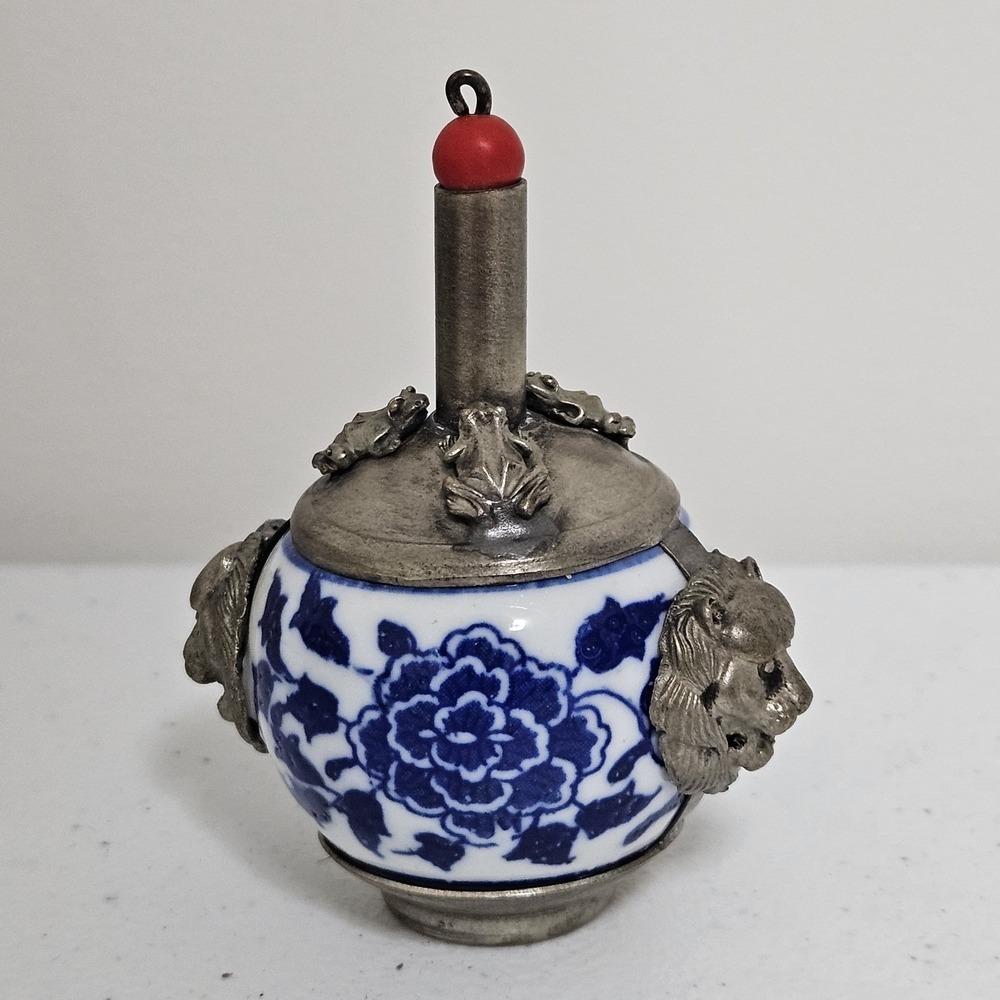 Antique 19th Century Chinese Tibetan Pewter Porcelain Snuff Bottle Blue White - Picture 6 of 11